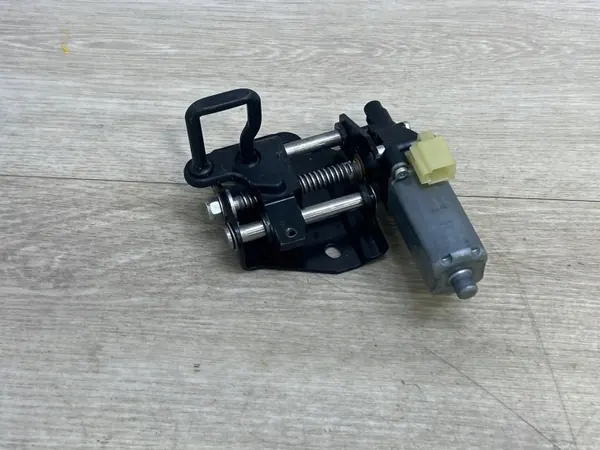 Bakre höger sitsmotor OEM 97188631601S Porsche Panamera image 2