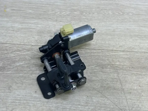 Bakre höger sitsmotor OEM 97188631601S Porsche Panamera image 8