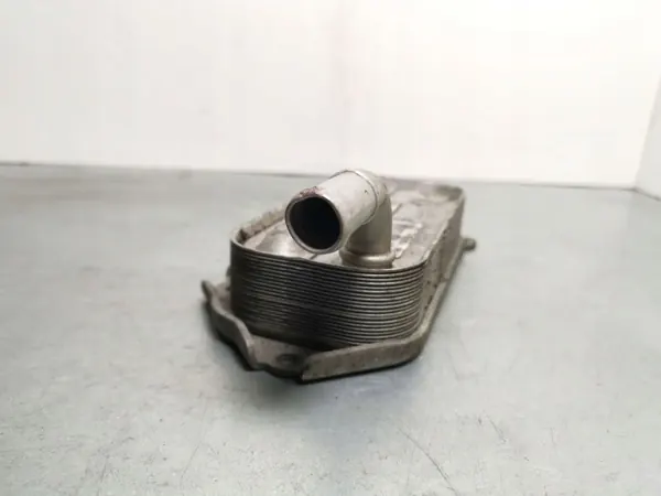 Refroidisseur d'huile moteur FBZ6848 pour Toyota Avensis 2011 image 3