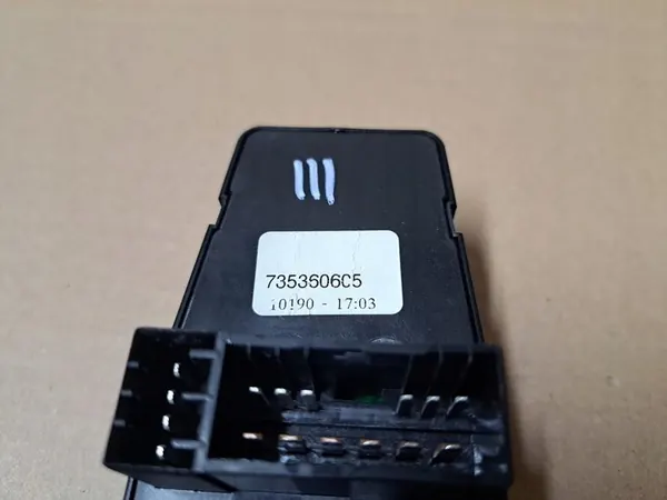 Linker raamschakelaar Lancia Ypsilon II 735360605 image 3