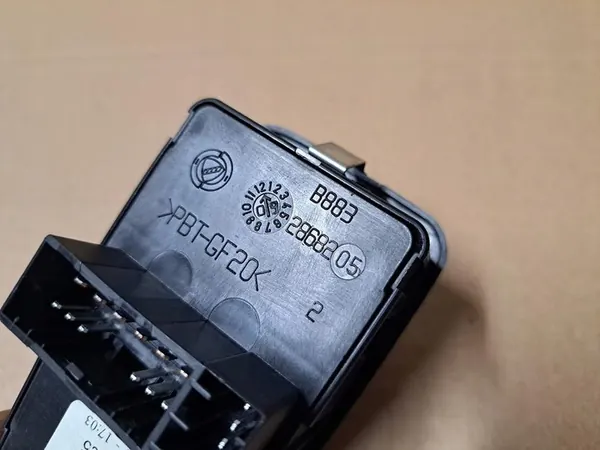 Linker raamschakelaar Lancia Ypsilon II 735360605 image 4