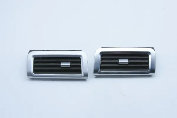 Bentley Continental Flying Spur Ventilationsgall OEM 3W5819728D image 2