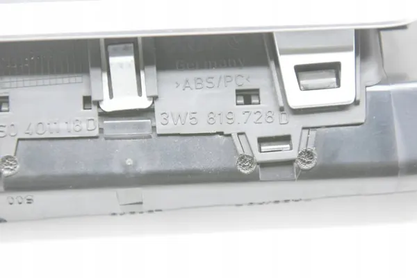 Bentley Continental Flying Spur Ventilationsgall OEM 3W5819728D image 3