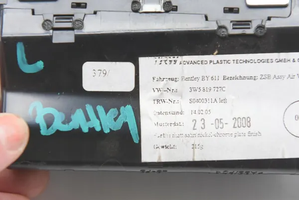 Bentley Continental Flying Spur Ventilationsgall OEM 3W5819728D image 6