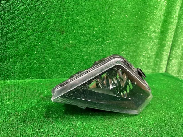 Farol Halógeno Seat Ibiza V Esquerdo Frontal Europa 6F0941701A image 2