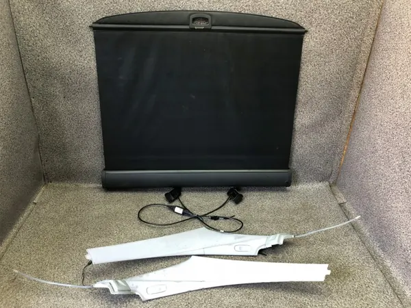 Mercedes W211 Bagageutrymmes Rullgardin OEM A2118203942 image 2