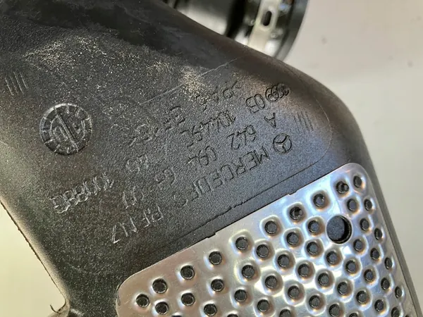 Ansaugrohr 3.0 CDI 642 Mercedes S-Klasse W221 A6420946397 image 3