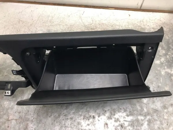 Passagerar handskfack OEM 84512G6000BILI Kia Picanto III image 3