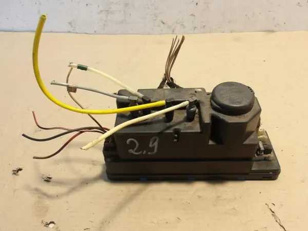Mercedes-Benz centrale sluitpomp OEM 2108000648 image 2