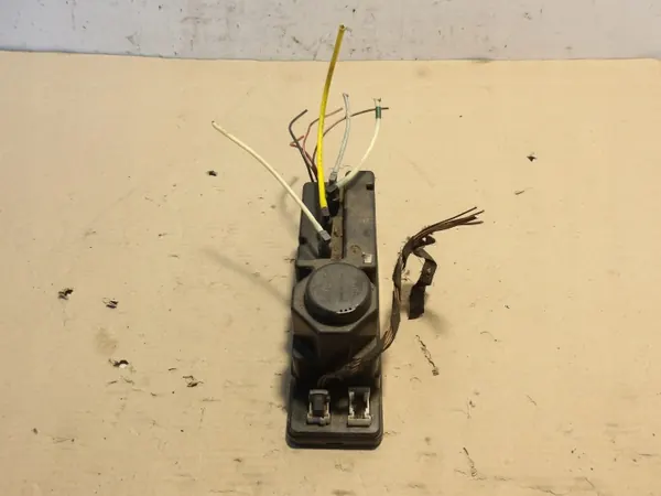 Mercedes-Benz centrale sluitpomp OEM 2108000648 image 4