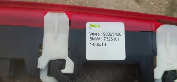 Luz stop de maletero BMW 2 OEM 7325001 image 5