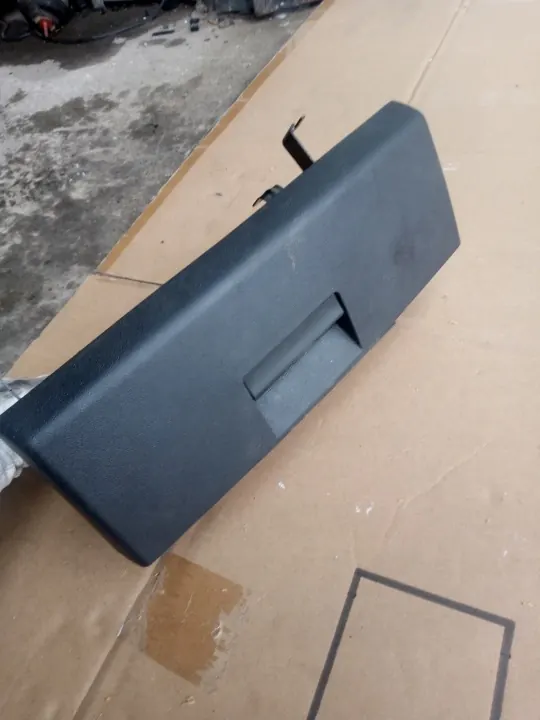 OEM 8E0882603A Linker Sitzschublade schwarz Audi A4 image 4