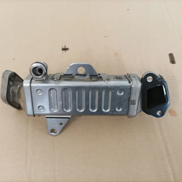 Refroidisseur EGR OEM 05281546AA pour Jeep Wrangler JL 2.0T image 7