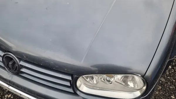 Motorhuv VW Golf IV image 5