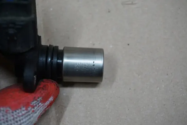 Sensor de Posición de Árbol de Levas LAND CRUISER 120 3.0 D4D OEM image 4