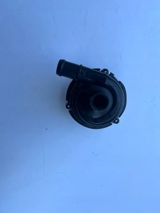 VATTENPUMP JEEP CHEROKEE KL 2.0 BEN. image 3