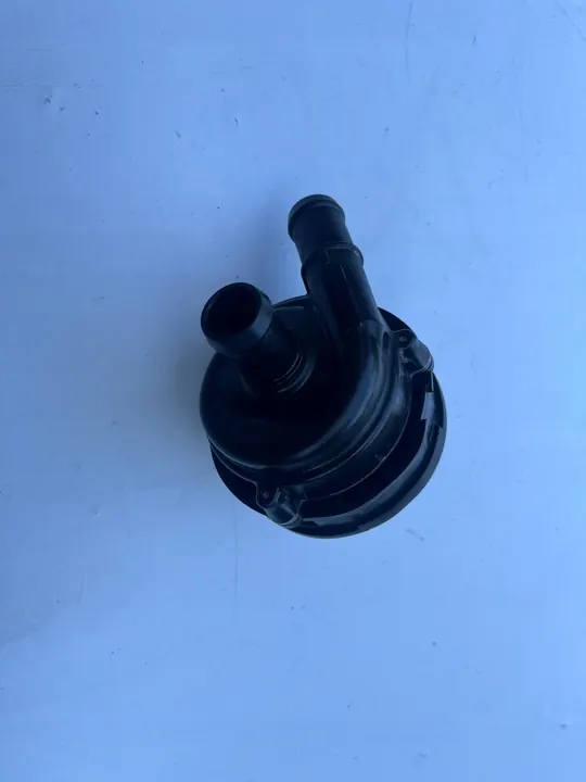 VATTENPUMP JEEP CHEROKEE KL 2.0 BEN. image 6