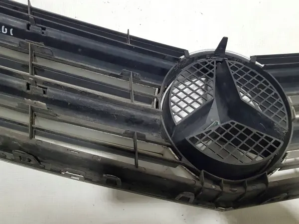 Grille Mercedes OEM A2078880183DDD pour Classe E Coupé image 10