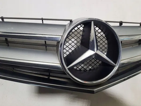 Grille Mercedes OEM A2078880183DDD pour Classe E Coupé image 3
