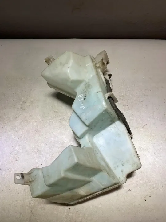 Pesulaitteen säiliö OEM 9681170480 Peugeot 308 (2007-2011) image 2