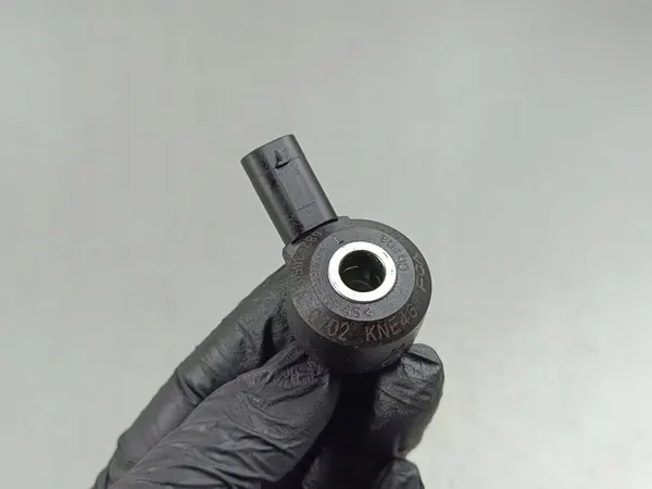 Sensor de batida Jeep Wrangler 2022 68223050AA image 1