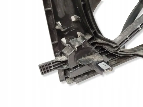 OEM C49460103 Jäähdytinpuhaltimen Kotelo Citroen C5 Aircross image 7