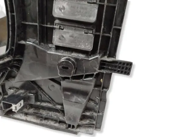 OEM C49460103 Jäähdytinpuhaltimen Kotelo Citroen C5 Aircross image 8