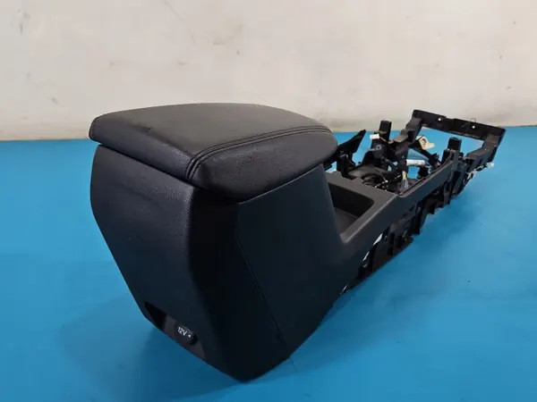 Accoudoir console centrale Ford Focus MK4 OEM JX7B-A045M62-EW image 5