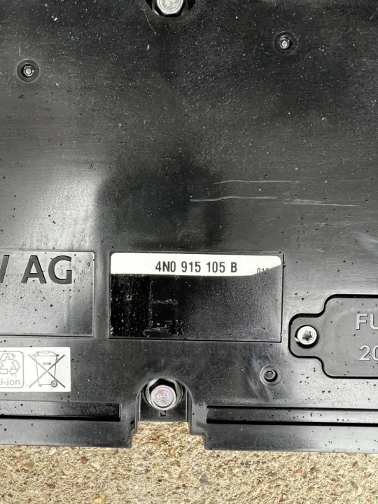 Batería OEM 4N0915105B 37Ah para Audi A6 A7 A8 Q5 Q7 Q8 image 3