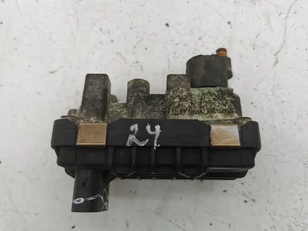 Contrôleur Turbo Mercedes-Benz E W211 2005 image 1