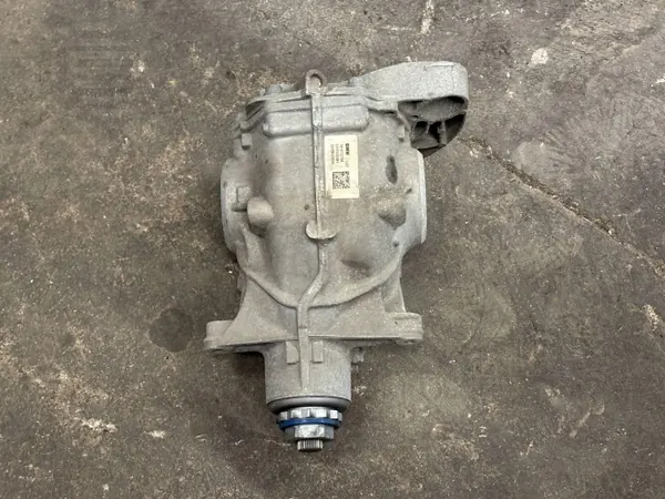 OEM 7618727 takadifferentiaali BMW X3 G01:lle image 2