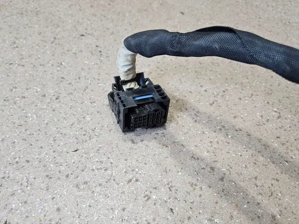 Conector de injetores BMW OEM 7580078 - Usado image 6