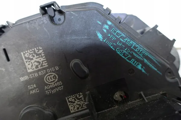 Fram Höger Dörrlås Touran 5TB837016B image 8