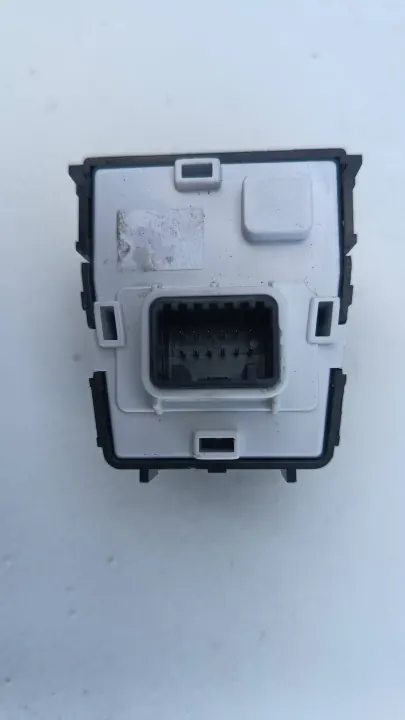 Module Commande Rétroviseur Kia X-Ceed OEM MODULLUSTEREK image 3