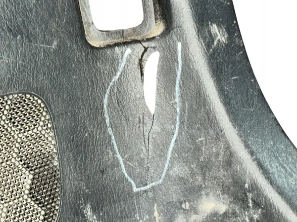 Moldura Derecha de Maletero OEM BOCZEK BAGAŻNIKA PRAWY MAZDA MPV image 3
