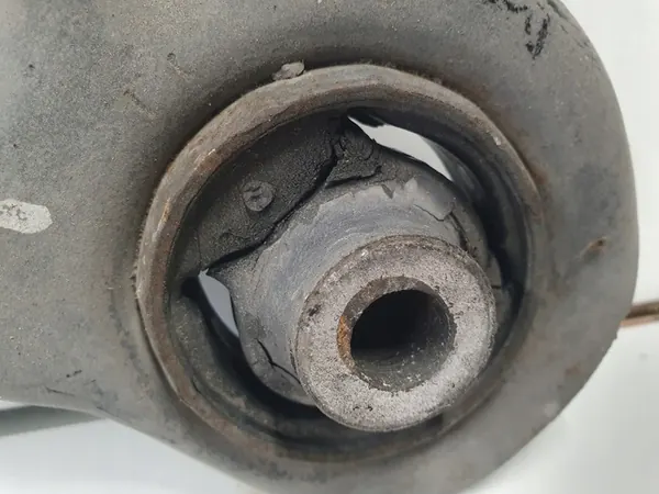 VW Passat B7 USA 11-16 Braccio di Controllo Destro OEM image 5