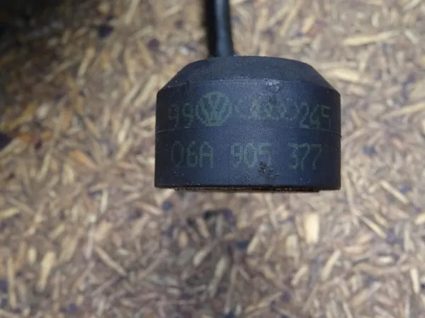 Sensor de batida AUDI TT 8N A3 8L LEON I 1.8T 06A905377 image 2