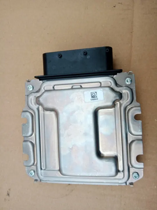 Renault OE 237G00120R Controlador AdBlue - Usado image 3
