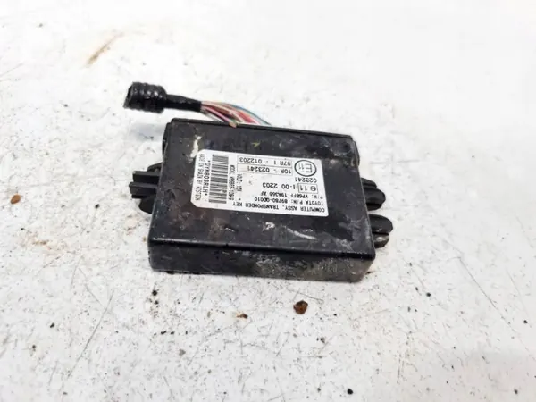 Toyota Yaris Immobilizer Computer OEM 8978000010 image 2