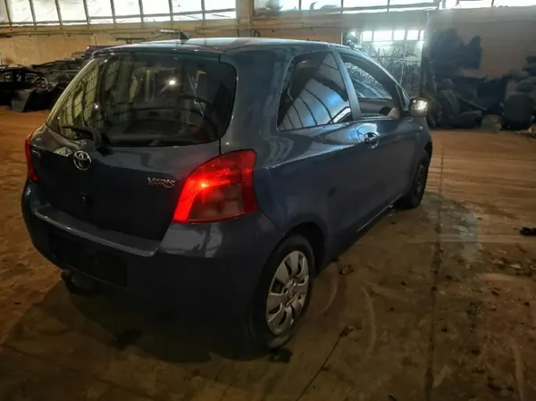 Toyota Yaris Immobilizer Computer OEM 8978000010 image 8