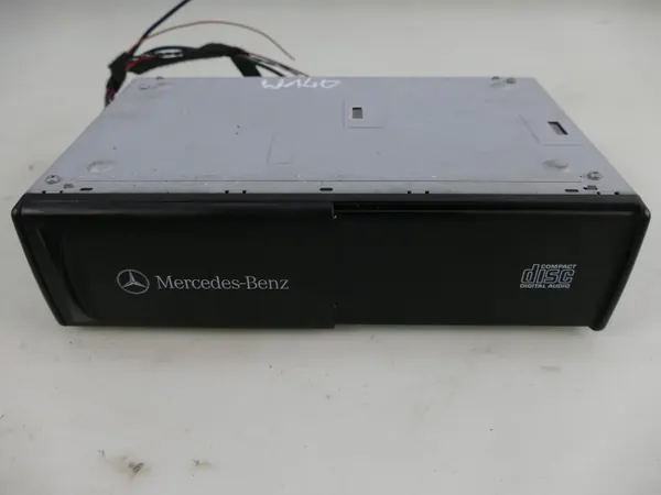 Cambiador CD Mercedes W140 A2108201689 - Usado image 2