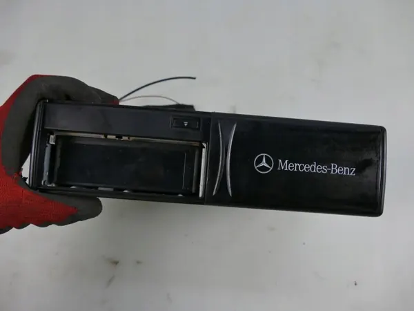 Cambiador CD Mercedes W140 A2108201689 - Usado image 3