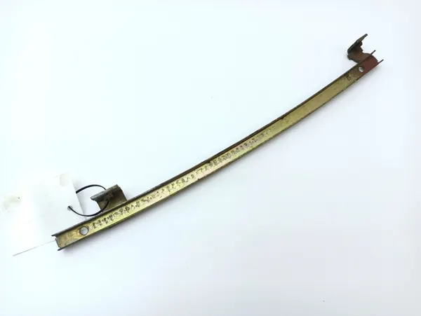 Guia de janela da porta dianteira esquerda Mercedes-Benz COMPAKT W115 image 8