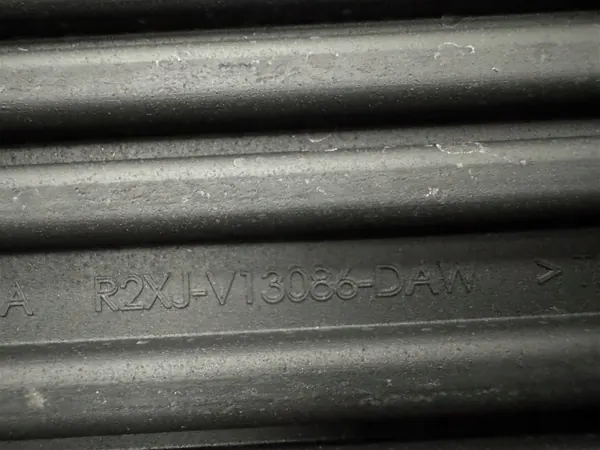 OEM R2XJ-V13087-DAW framrutorhållare Ford Courier image 6