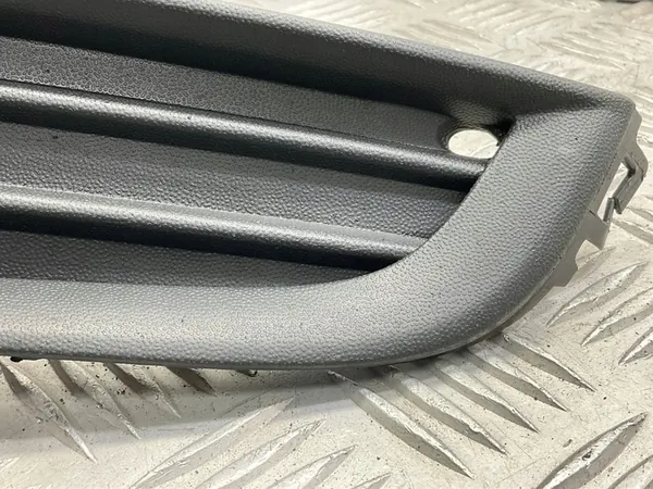 Griglia Alogena Volkswagen Golf VII 2016 5G0807723D image 7