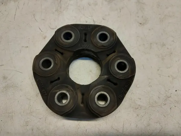 Suporte de caixa traseira BMW 8681477 usado image 2