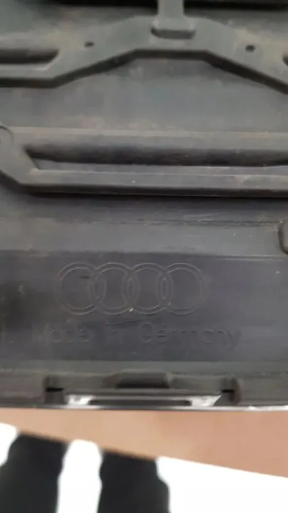 OEM 89A853651 Etuilmastusritilä Audi Q4 Sportback image 8