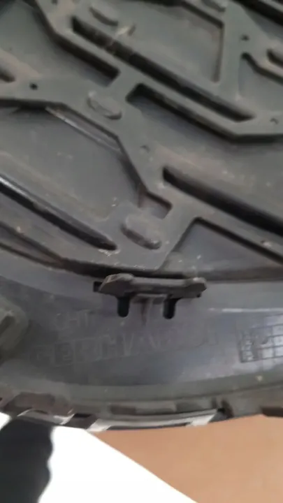 OEM 89A853651 Etuilmastusritilä Audi Q4 Sportback image 9