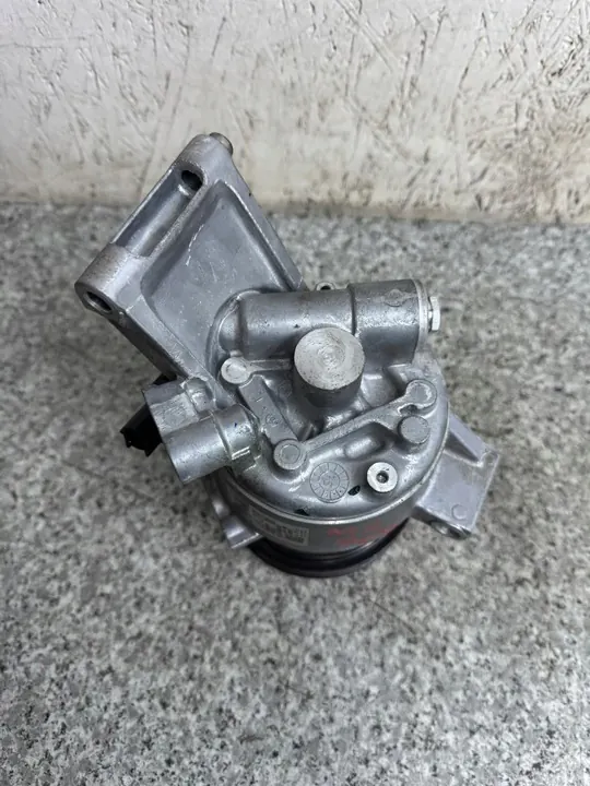 Compresor de Aire Acondicionado Mazda 2 DJ III 2015-2023 image 3