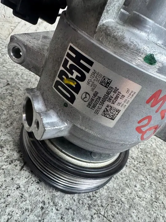 Compresor de Aire Acondicionado Mazda 2 DJ III 2015-2023 image 4
